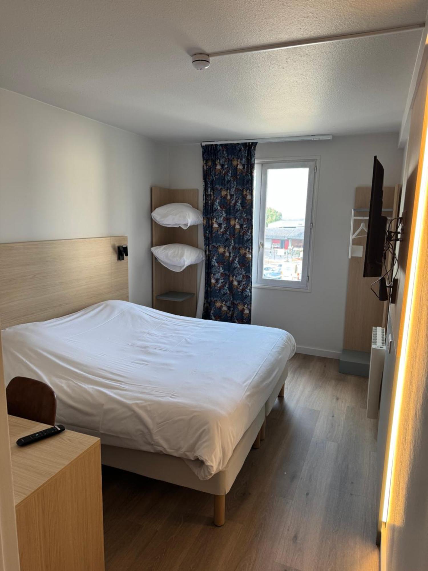 Karaez Hotel - Brithotel Carhaix Luaran gambar